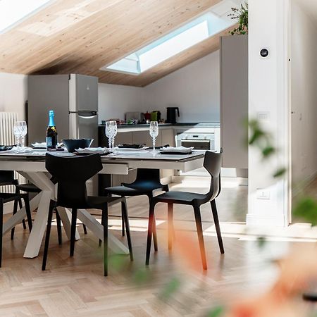 Appartamento Attic 64 - The House Of Travelers Côme Esterno foto