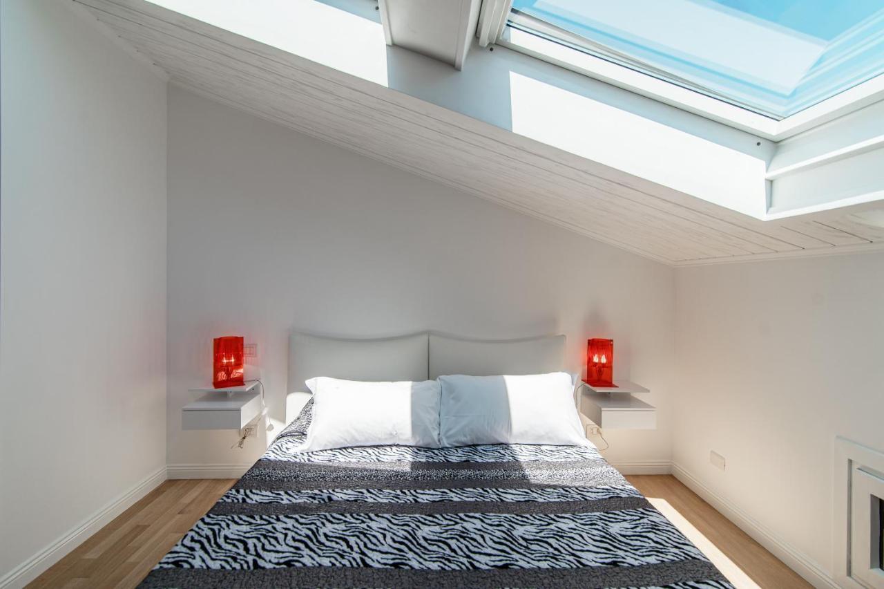Appartamento Attic 64 - The House Of Travelers Côme Esterno foto