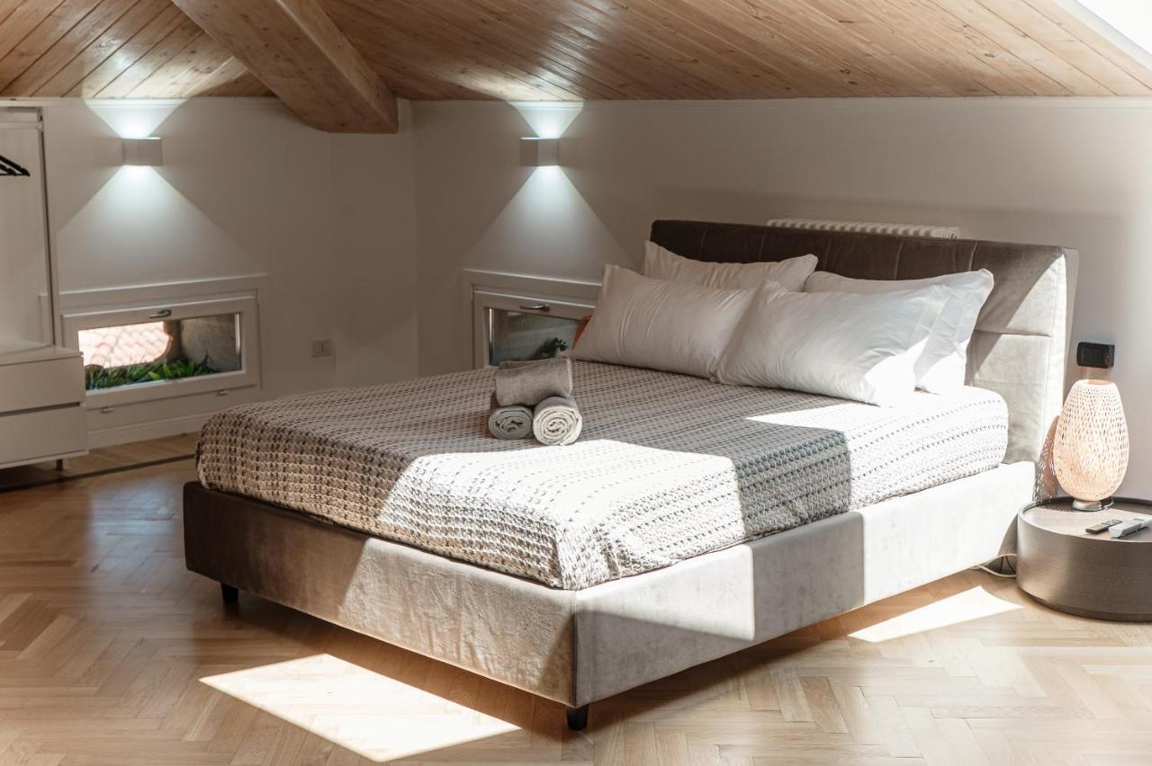 Appartamento Attic 64 - The House Of Travelers Côme Esterno foto